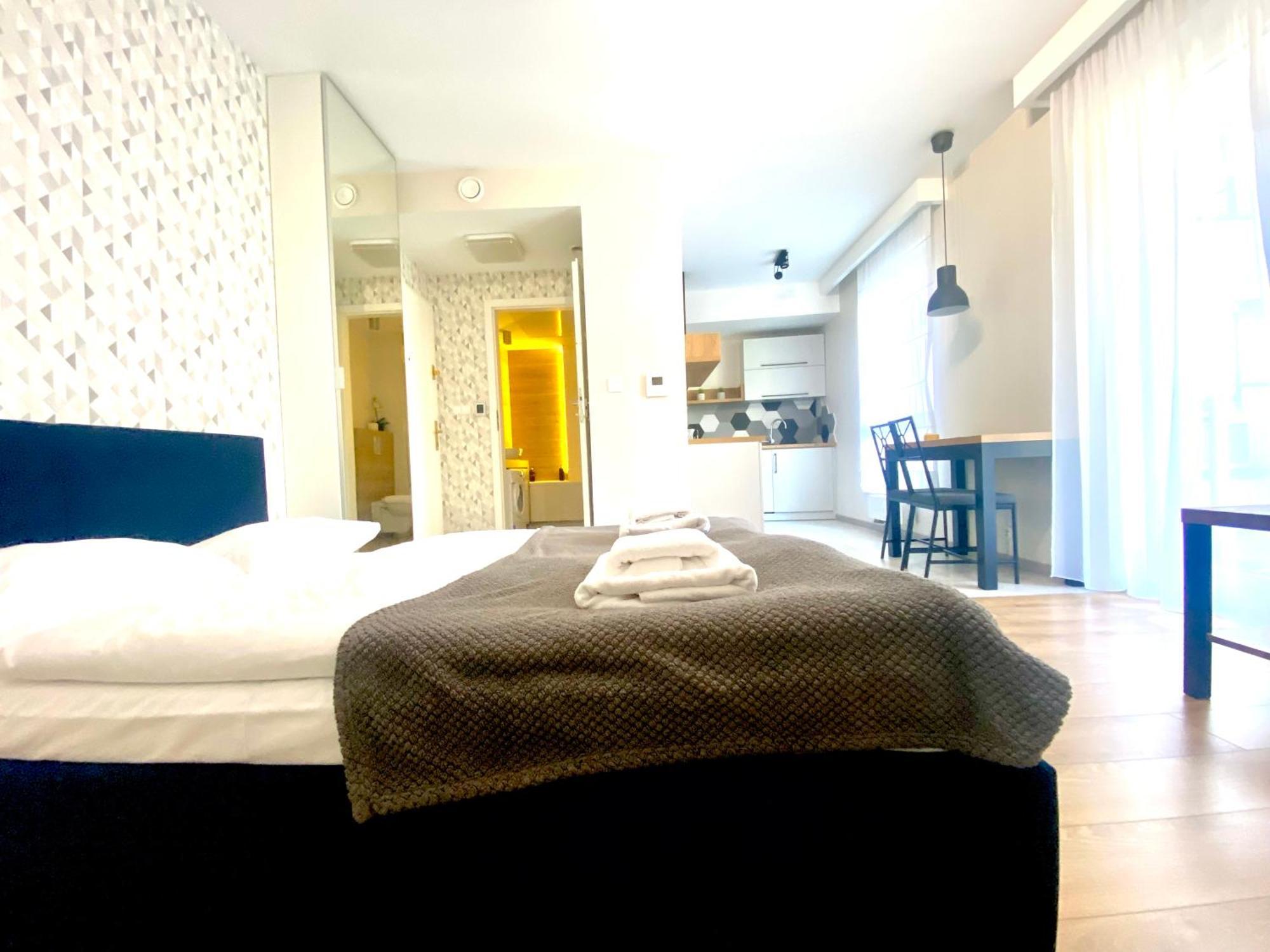 Old Town Premium Queen'S Apartments 크라쿠프 외부 사진